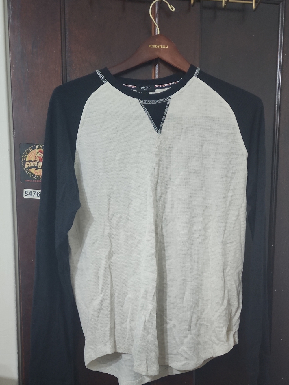 Forever 21 Men's Long Sleeve Raglan Shirt